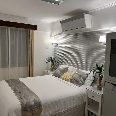 מנילה Stunning 2Br Apt, 65 Sq M Netflix At Rosewood Pointe Residences Near Bgc מראה חיצוני תמונה