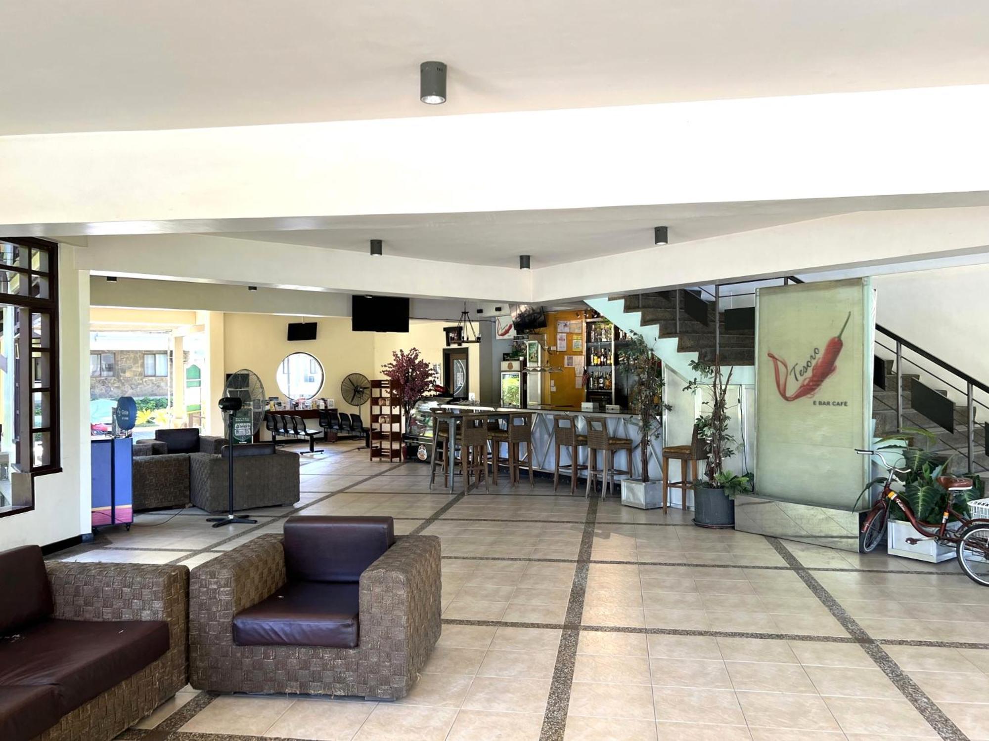 מנילה Stunning 2Br Apt, 65 Sq M Netflix At Rosewood Pointe Residences Near Bgc מראה חיצוני תמונה